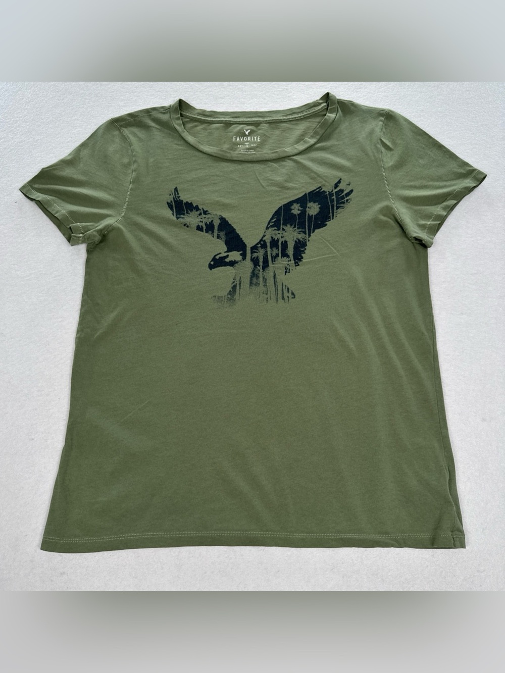 American Eagle Favorite T Short Sleeve Shirt  Womens Large Green Eagle Graphic